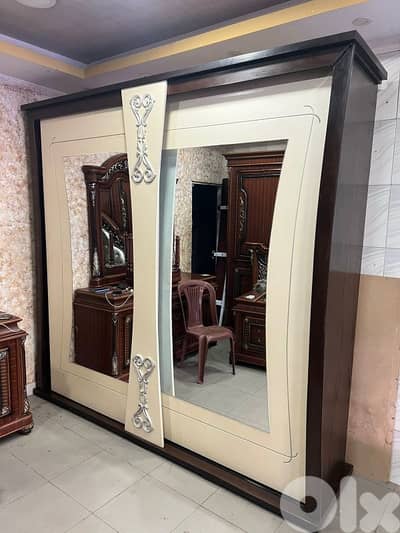 أوضة نوم شغل توصاي شبه جديدة