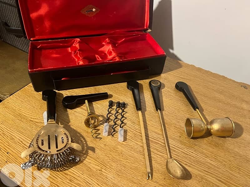 vintage bar equipment & Budah status 0