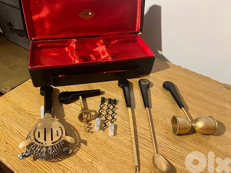 vintage bar equipment & Budah status 1