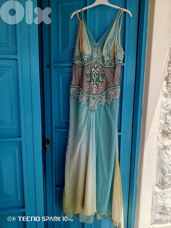 dresses used 8