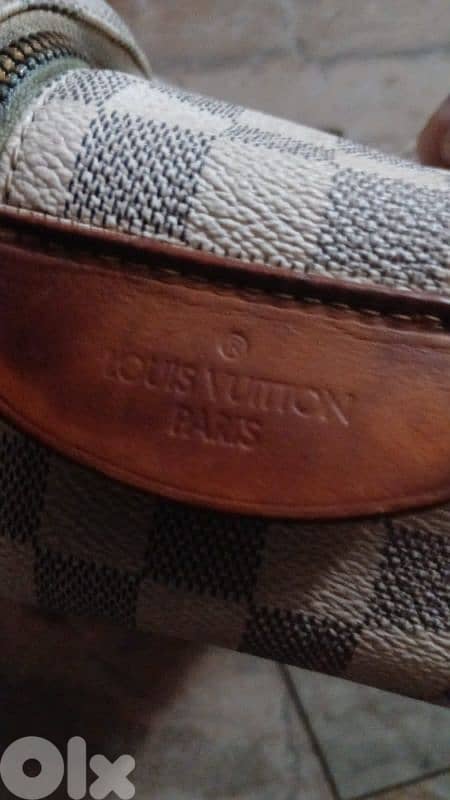 جذدان Louis vuitton 2