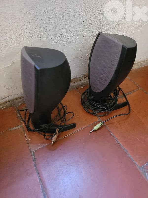 Computer Speaker Model HK206 2