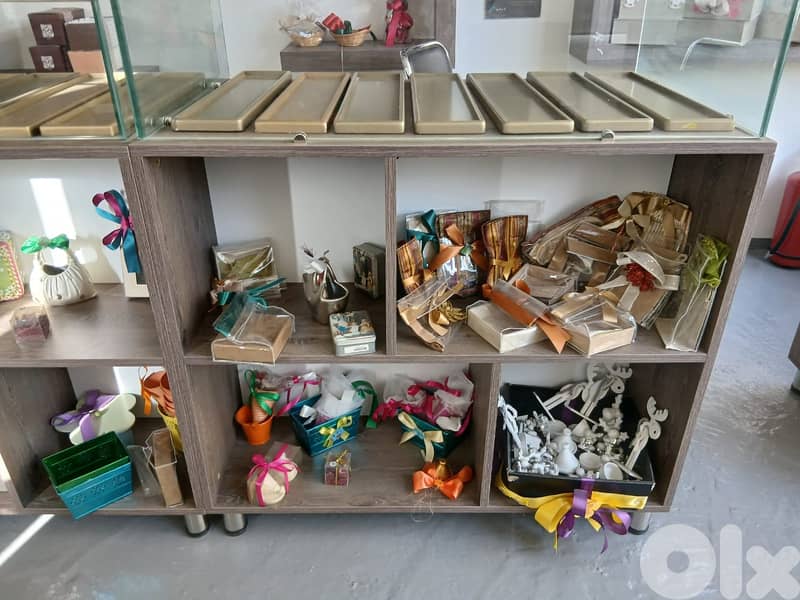 اغراض لمحل بيع 5