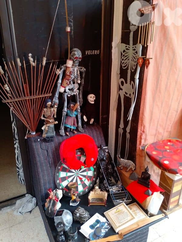 Halloween Acsesoris and many toys . . . more than 25 Items 5
