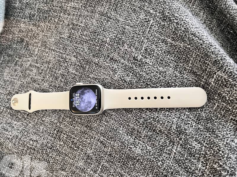 Apple Watch Series 9 41mm - Starlight Color 3