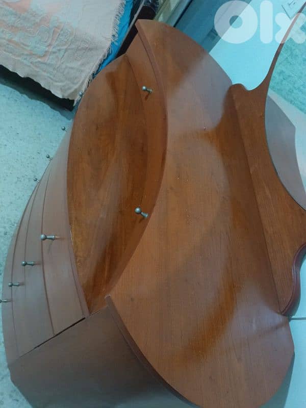 خزانة و مراية 3