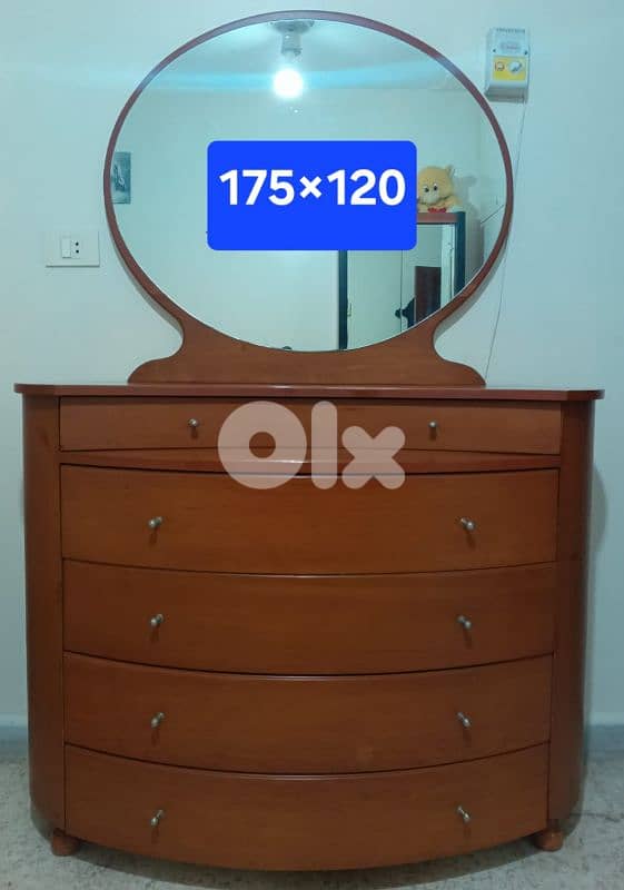 خزانة و مراية 11