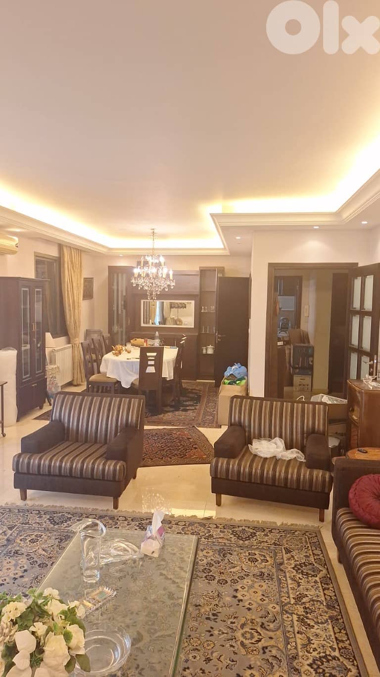 شقة للايجار في الاشرفية Decorated apartment for rent in Achrafieh 0