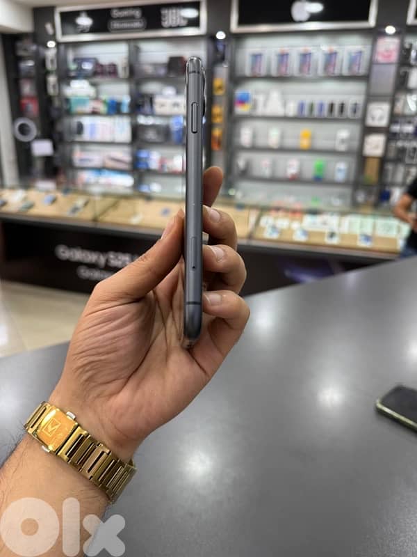 IPHONE 11 128GB USED 2