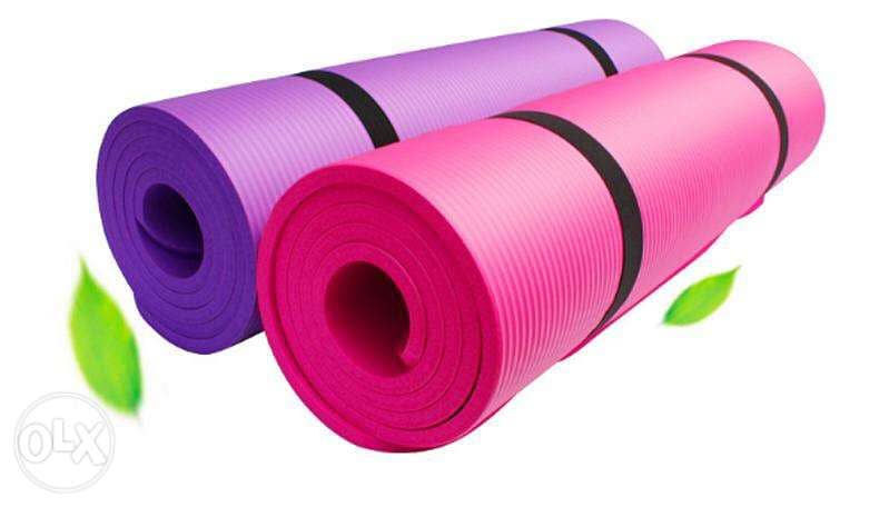 Yoga MatSIZE premium quality : 61cm X 185cm X 1cm 3