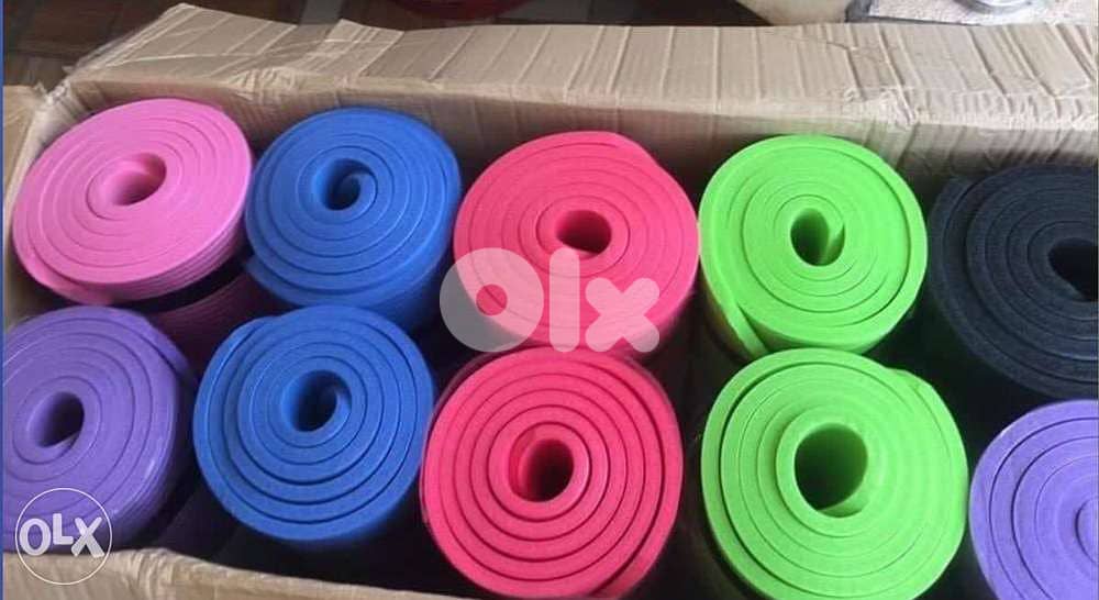 Yoga MatSIZE premium quality : 61cm X 185cm X 1cm 6