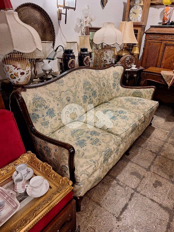 3 pieces salon massif wood great condition 0