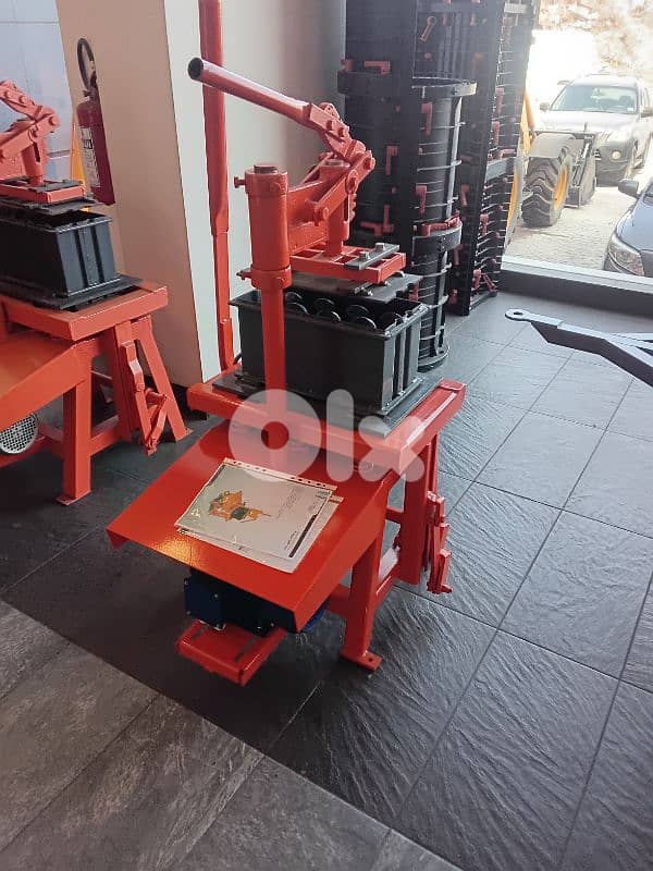 bricks pressure مكبس حجارة 0