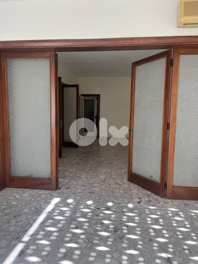 SPACIOUS APARTMENT FOR RENT IN MAR TAKLA  5 BEDROOMS, (HAR-193)