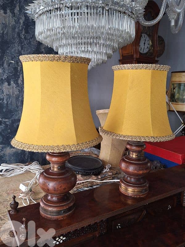 2 wooden lamps 2