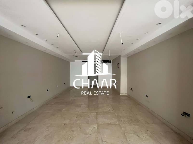 #R517 - Spacious Shop + Mezannine for Sale in Verdun 0