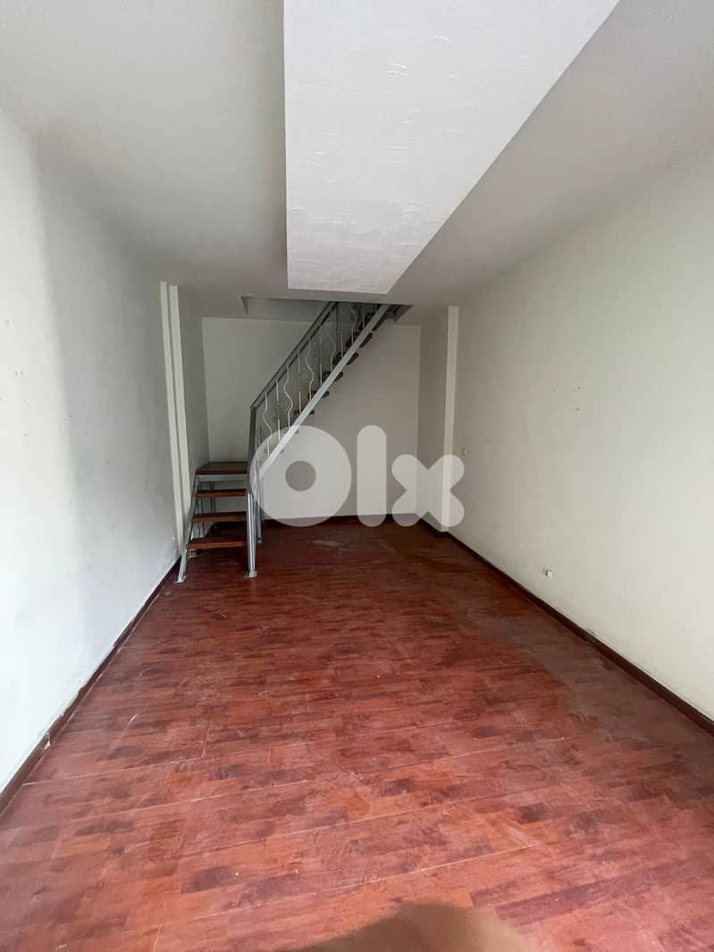 SUPER CATCH!! SHOP ON HIGHWAY FOR SALE IN ZALKA PRIME, (ZL-165) 0