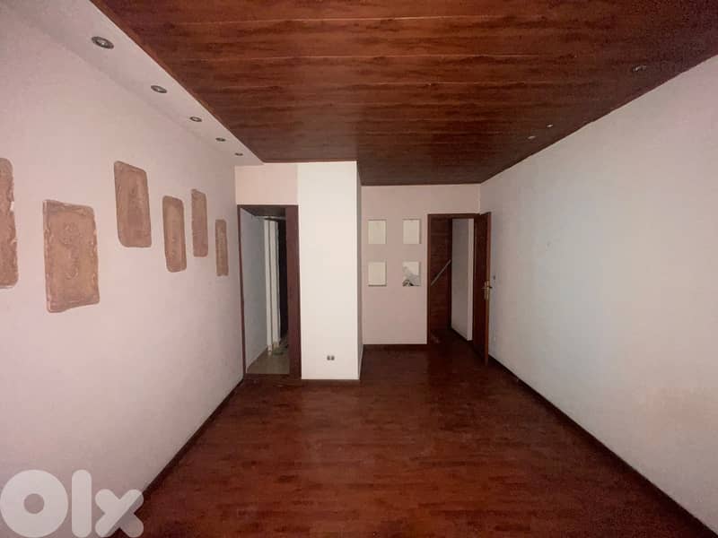 SUPER CATCH!! SHOP ON HIGHWAY FOR SALE IN ZALKA PRIME, (ZL-165) 0