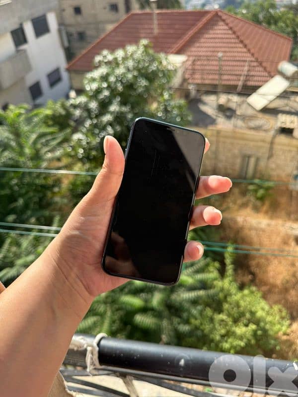 iPhone 11 PRO - 256GB 2