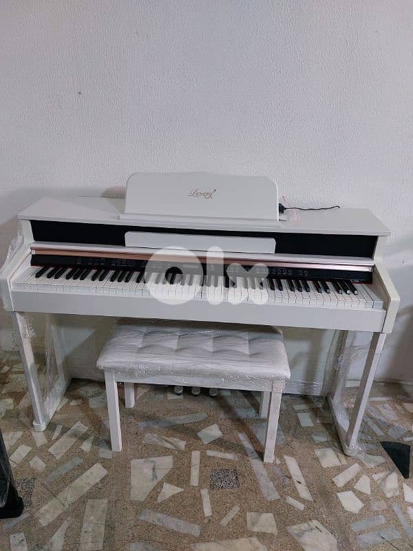 diguital pianos 5