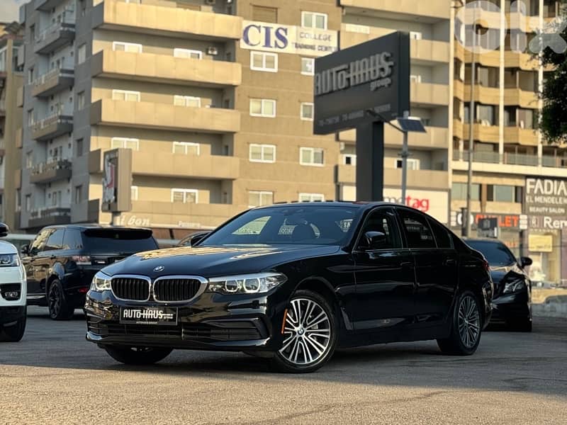 BMW 5-Series 2019 530i X-Drive “CLEAN CARFAX” 0
