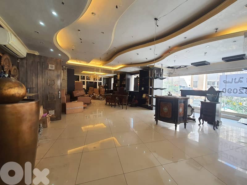 Showroom for sale in Salim Slam,Beirutصالة عرض للإيجار في سليم سلام 0