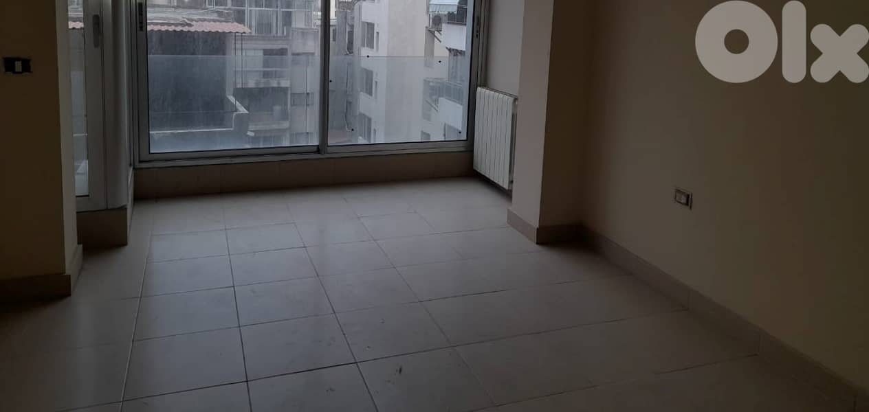 Apartment for sale in Achrafieh Sessine| شقة للبيع في الأشرفية 0