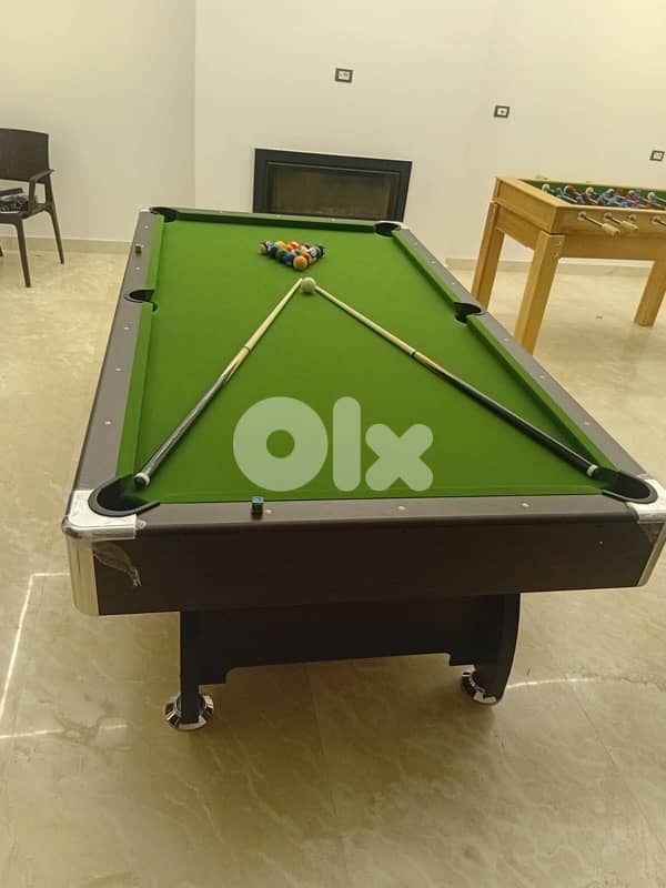 Pool table 8 ft big size + Air hockey with score board + Babyfoot zayn 3
