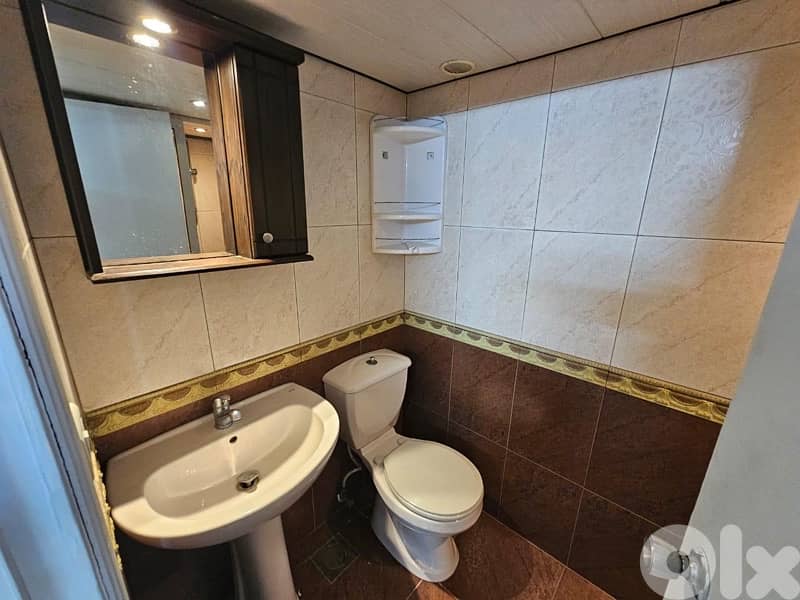 Chalet For Sale in Tabarja شاليه للبيع في طبرجا 5