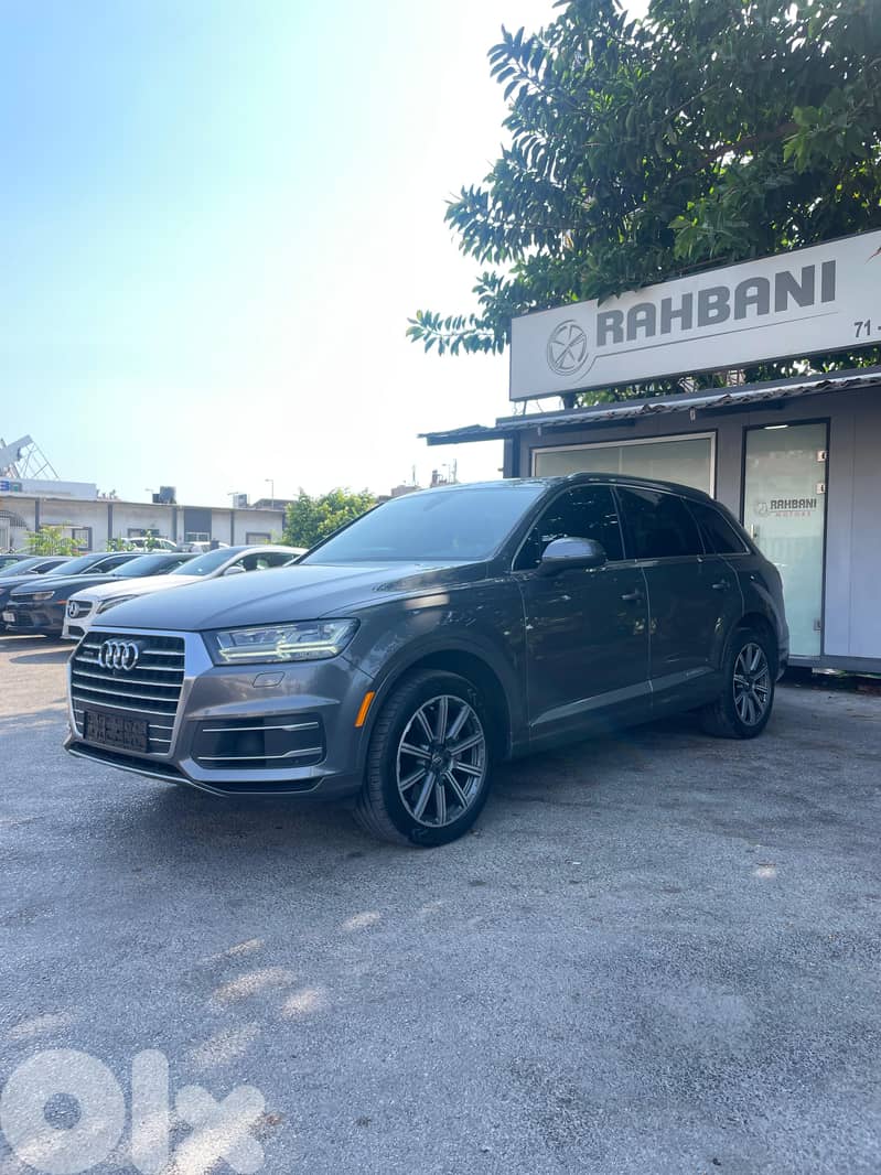 Audi Q7 2017 0