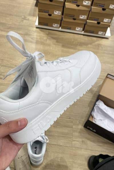 للبيع بالجملة سبادرينات جديدة منوعة ومشكلة تقريبأ 300 جوز Sold