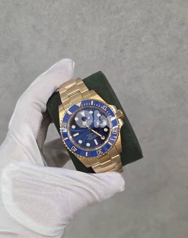 Rolex Submariner gold 0