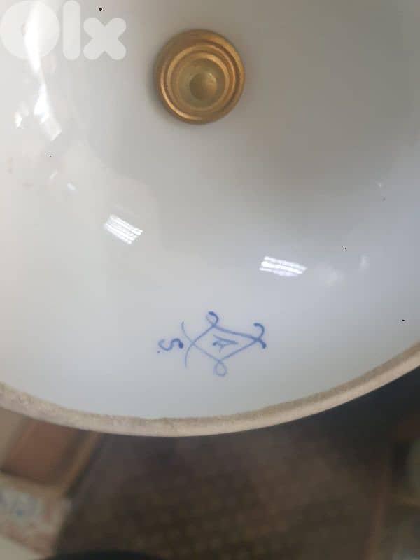 2 vases unique sevres made in france, authentic pieces 1