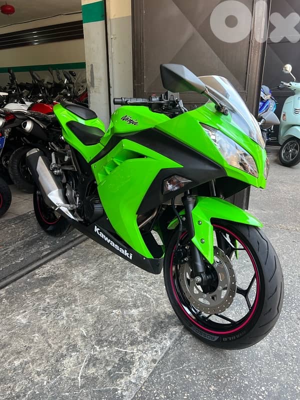 KAWAZAKI NINJA 250 1
