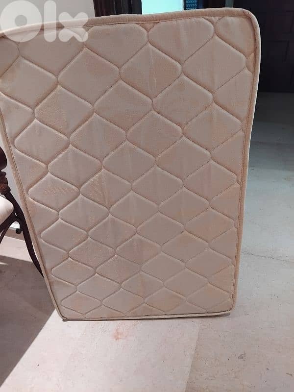 portable bed Mothercare, like new 3