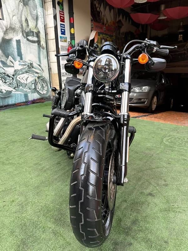 Harley Davidson sporster 4