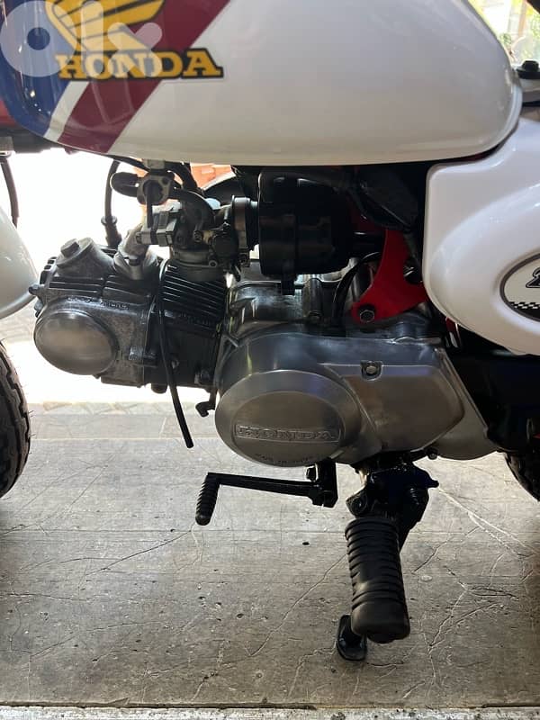 honda Monkey ( HRC) Z50 8