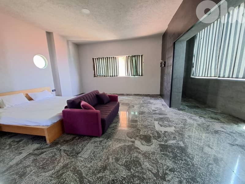 L18601-Exclusive! Beach Hotel For Sale in Halat 4