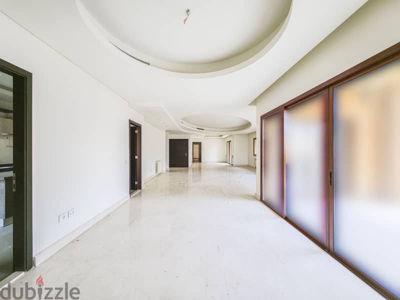 Spacious Apartment for Sale in Achrafieh شقة واسعة للبيع في الأشرفية 0