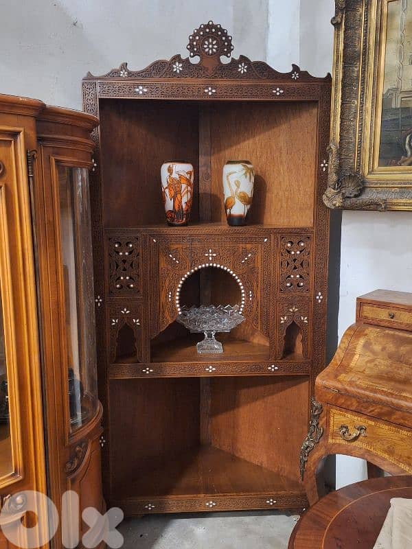 antique arabisc corner mother of pearl inlaid 1