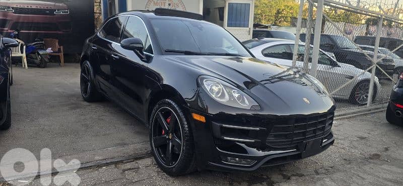 Porsche Macan 2018 Turbo Luxury package Ajnabieh Clean carfax 0