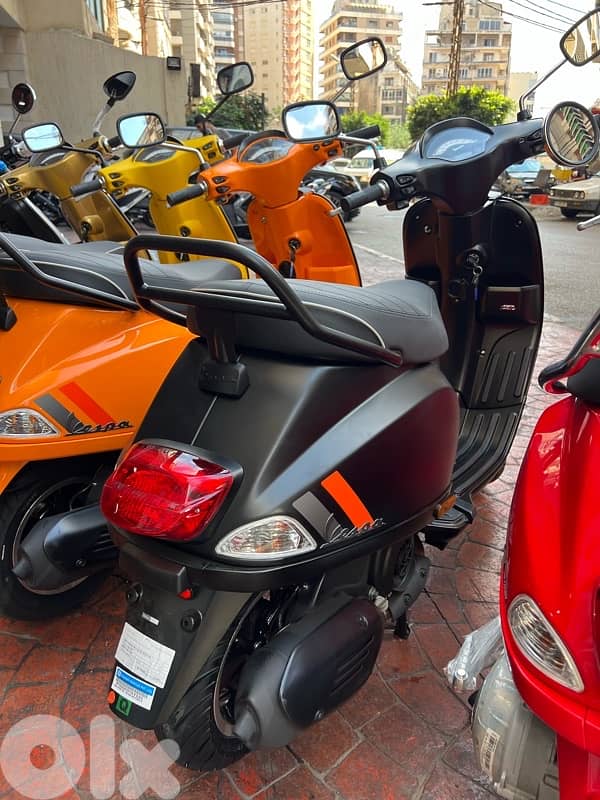 starting prices 1750$ to 2300$ vespas Vxl sxl 3 V tech 2025/24 okm 8