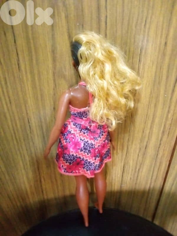 Offer: Barbie KIM FASHIONISTAS ZIG ZAG CURVY Mattel 2018 great AA doll 3