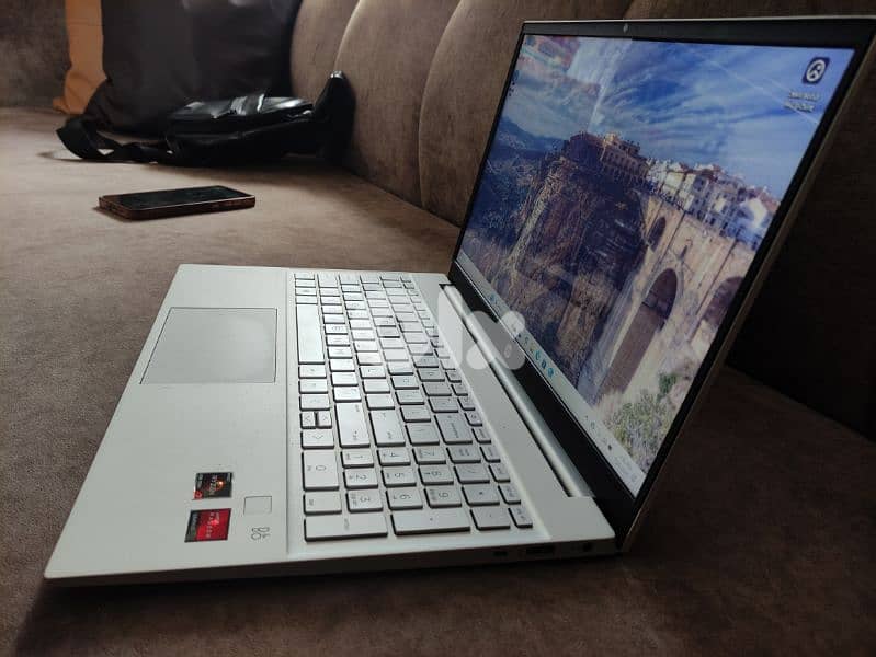 HP Laptop 1