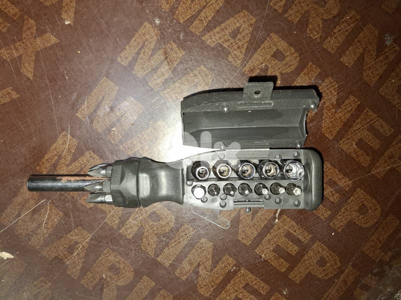 ادوات صناعية وعدة 6