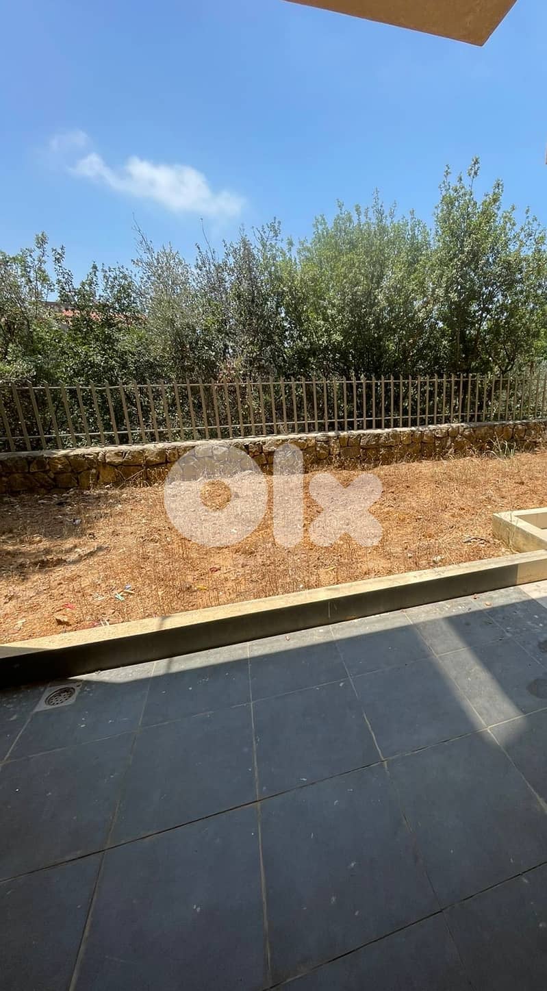 3 BEDROOMS APARTMENT IN MANSOURIEH PRIME WITH GARDEN (160SQ)  (MA-416) 0