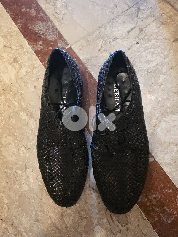 leather shoes size 42.5 0