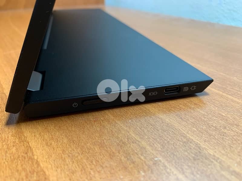 Lenovo ThinkVision M15 Portable Monitor 3