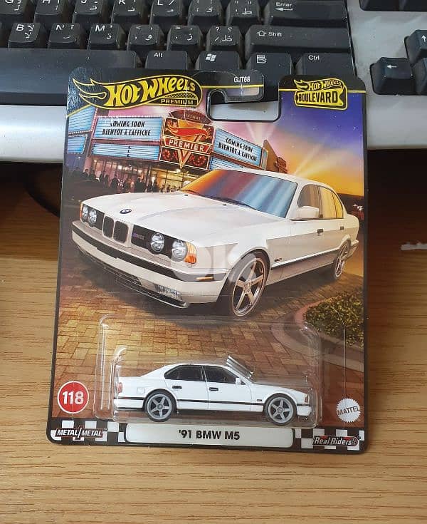 Hot Wheels '91 BMW M5 diecast car model 1;64 0