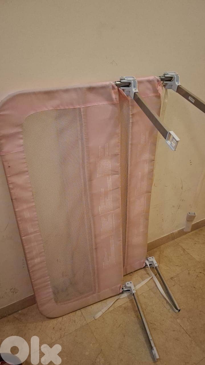 Bed rail guard 0